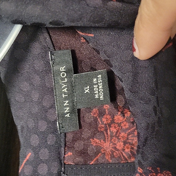 ANN TAYLOR Floral Dot Jacquard Mock Neck Top Sz XL - Picture 3 of 4